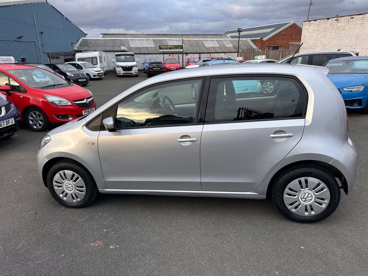 A 2014 VOLKSWAGEN UP! 1.0 Move up! Hatchback 5dr Petrol Manual Euro 5 (60 ps) NEW MOT SUPPLIED WI A 2014 VOLKSWAGEN UP! 1.0 Move up! Hatchback 5dr Petrol Manual Euro 5 (60 ps) NEW MOT SUPPLIED WI