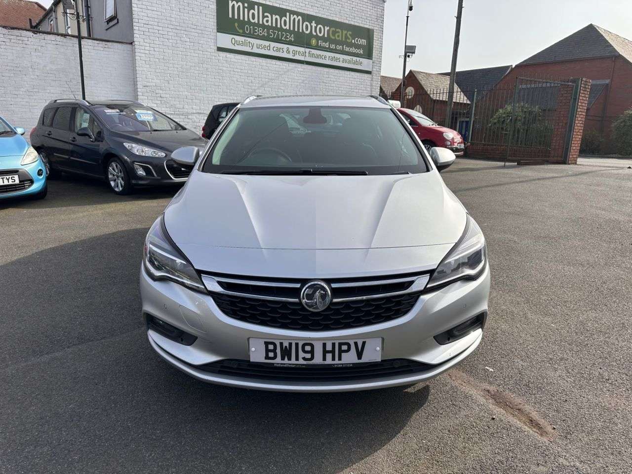 A 2019 VAUXHALL ASTRA 1.4i Turbo Elite Nav Sports Tourer 5dr Petrol Manual Euro 6 (150 ps) APPLE A 2019 VAUXHALL ASTRA 1.4i Turbo Elite Nav Sports Tourer 5dr Petrol Manual Euro 6 (150 ps) APPLE