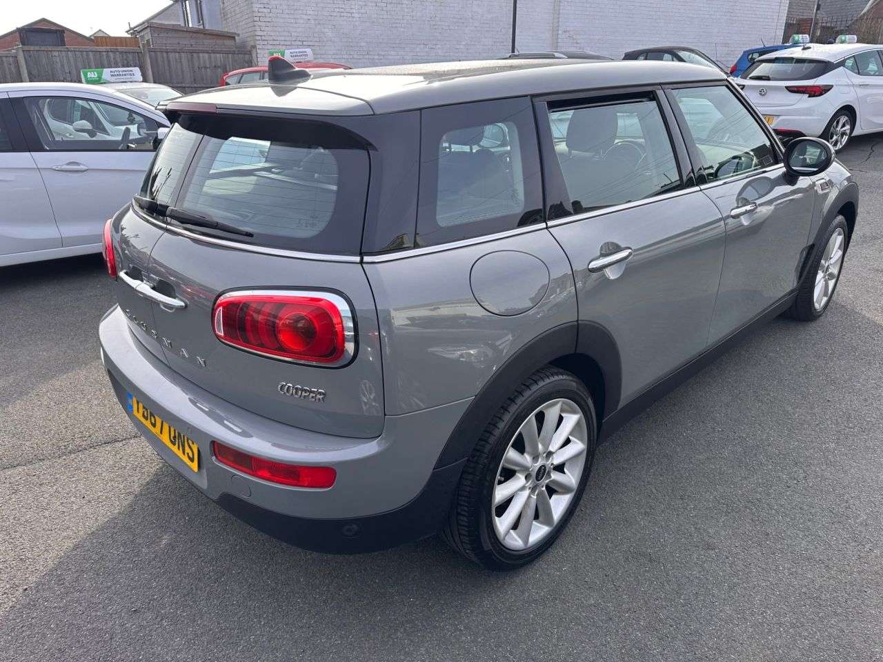 2018 MINI CLUBMAN 2018 MINI CLUBMAN