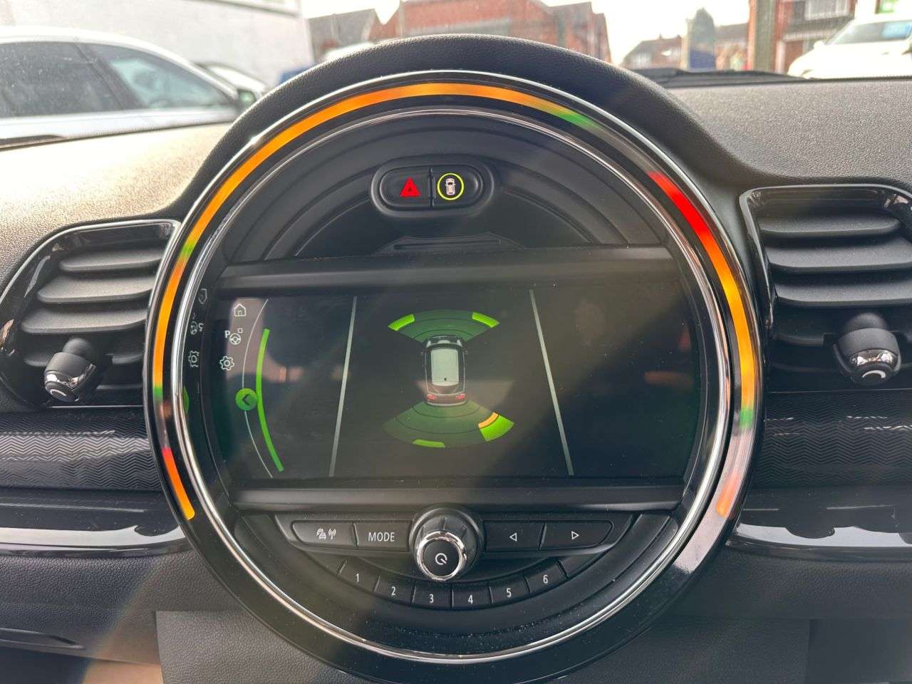 2018 MINI CLUBMAN 2018 MINI CLUBMAN