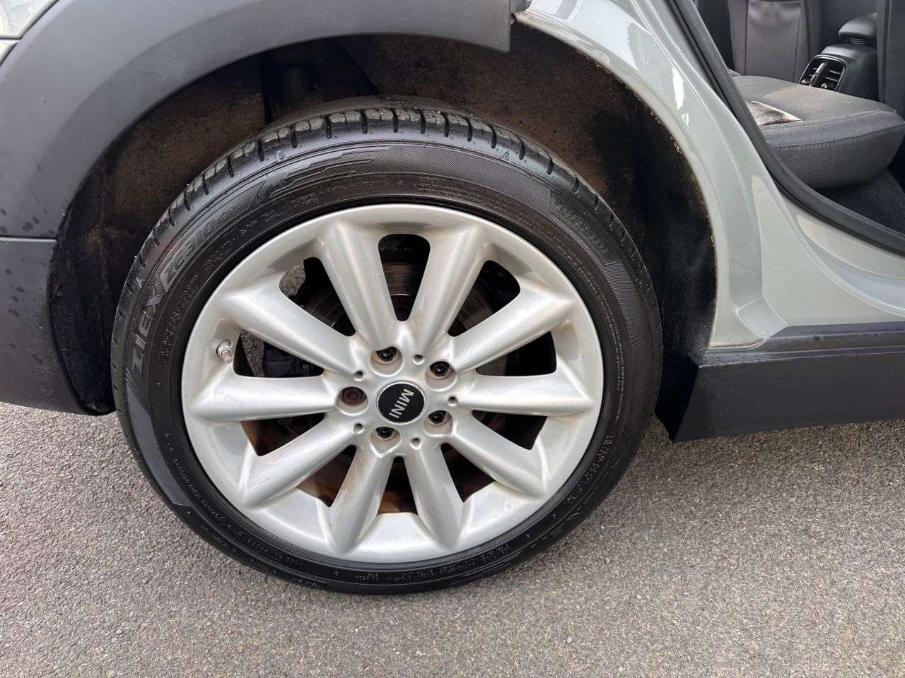 2018 MINI CLUBMAN 2018 MINI CLUBMAN