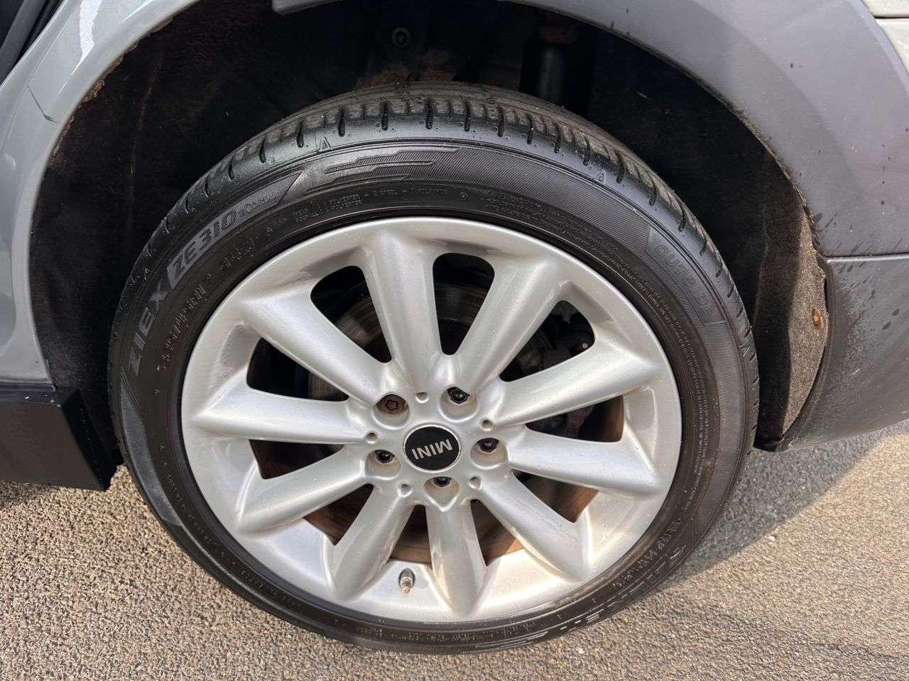 2018 MINI CLUBMAN 2018 MINI CLUBMAN