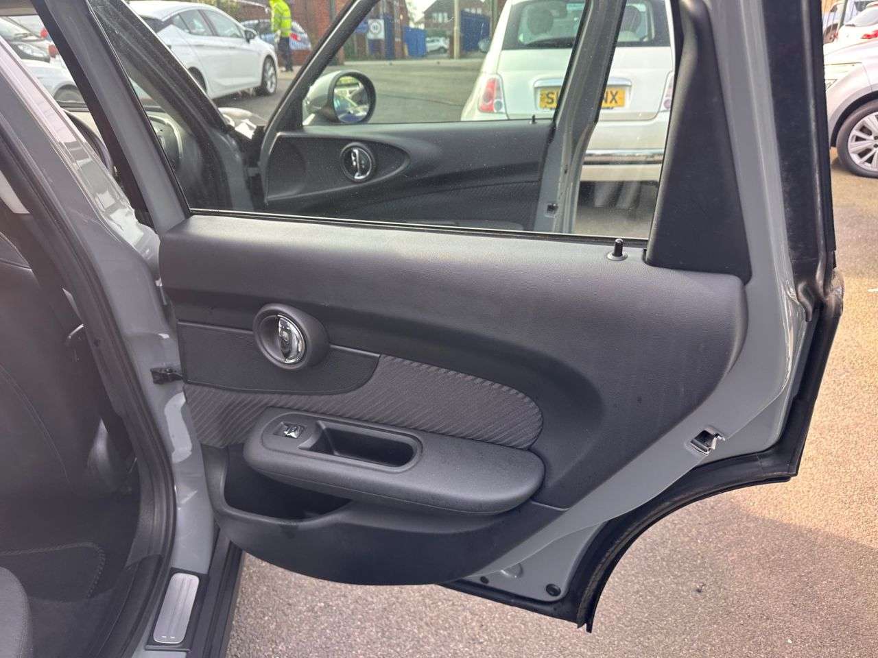 2018 MINI CLUBMAN 2018 MINI CLUBMAN