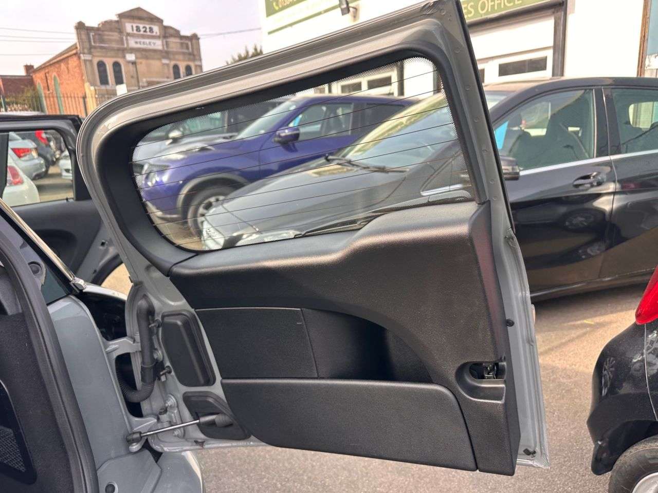 2018 MINI CLUBMAN 2018 MINI CLUBMAN