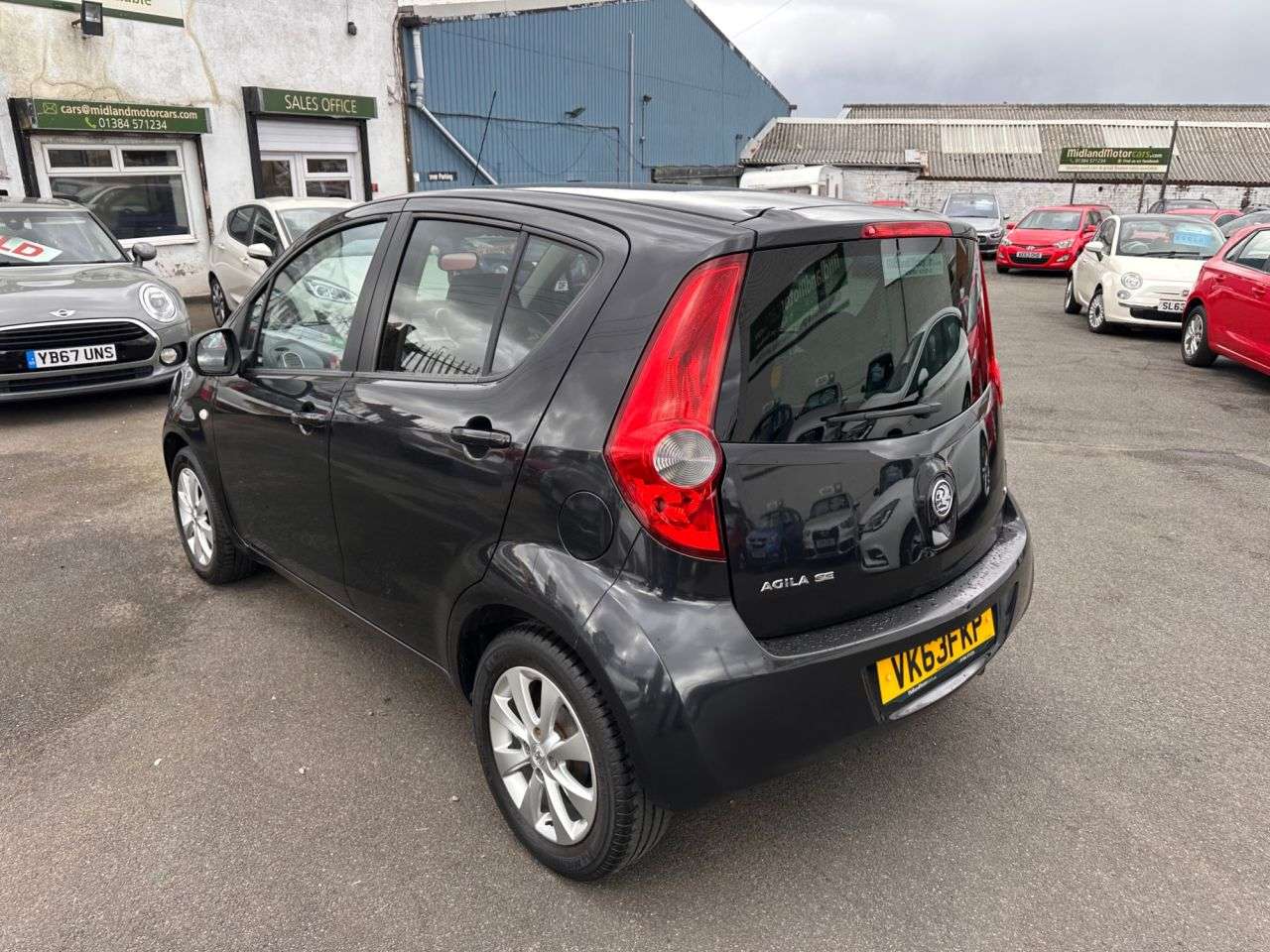 A 2013 VAUXHALL AGILA 1.2 VVT ecoFLEX SE MPV 5dr Petrol Manual Euro 5 (94 ps) £35 PER YEAR TAX-CD A 2013 VAUXHALL AGILA 1.2 VVT ecoFLEX SE MPV 5dr Petrol Manual Euro 5 (94 ps) £35 PER YEAR TAX-CD