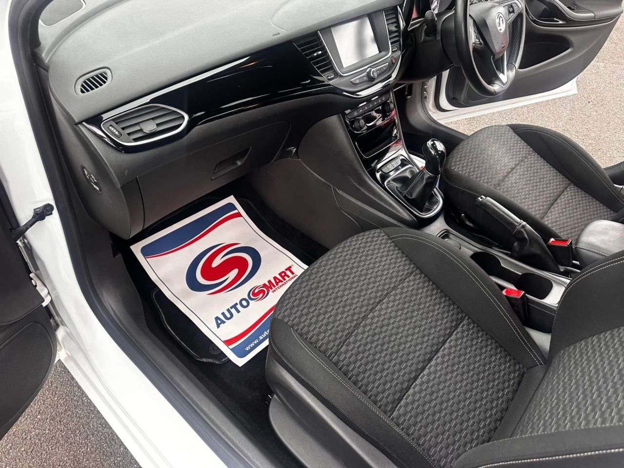 2017 VAUXHALL ASTRA 2017 VAUXHALL ASTRA