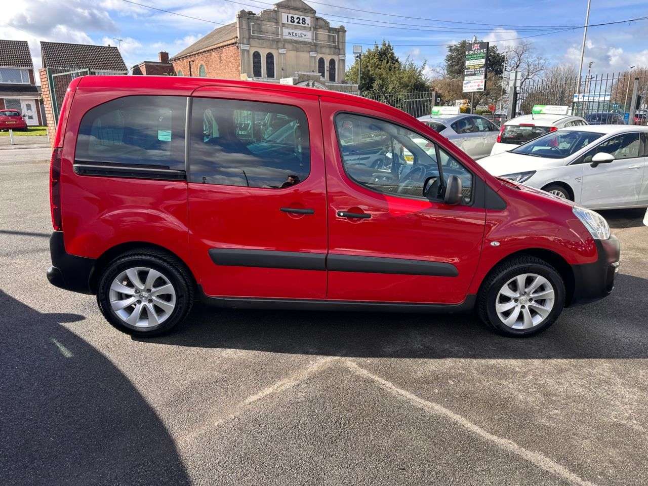 2017 PEUGEOT PARTNER TEPEE 2017 PEUGEOT PARTNER TEPEE