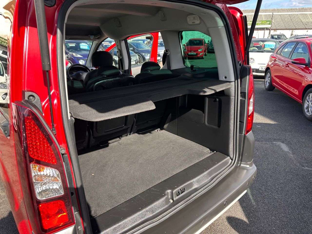 2017 PEUGEOT PARTNER TEPEE 2017 PEUGEOT PARTNER TEPEE