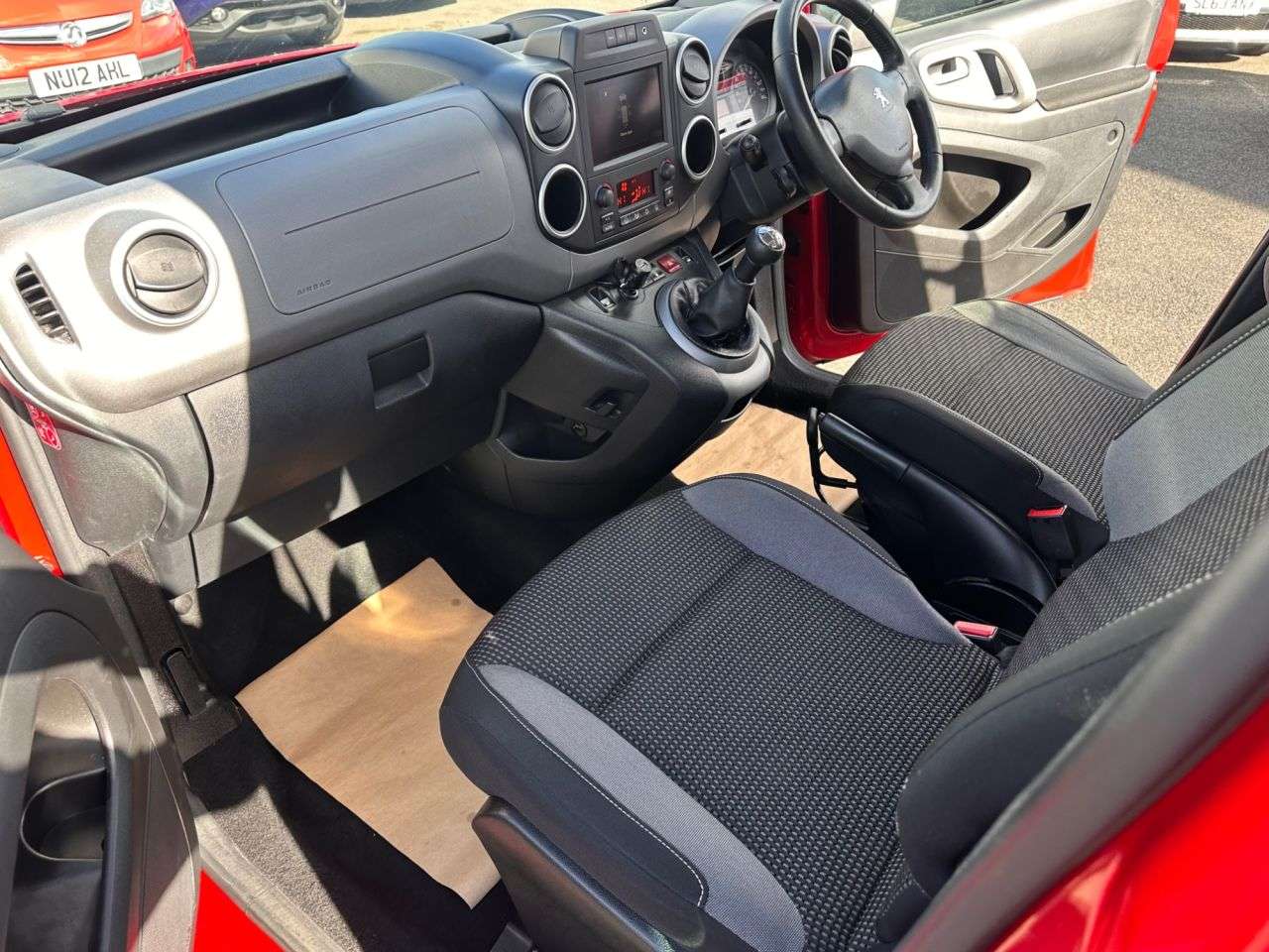 2017 PEUGEOT PARTNER TEPEE 2017 PEUGEOT PARTNER TEPEE