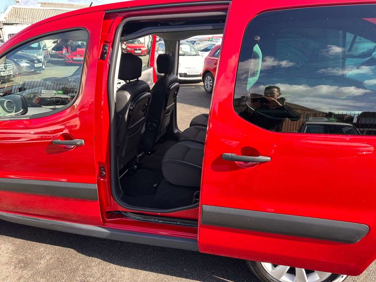 2017 PEUGEOT PARTNER TEPEE 2017 PEUGEOT PARTNER TEPEE