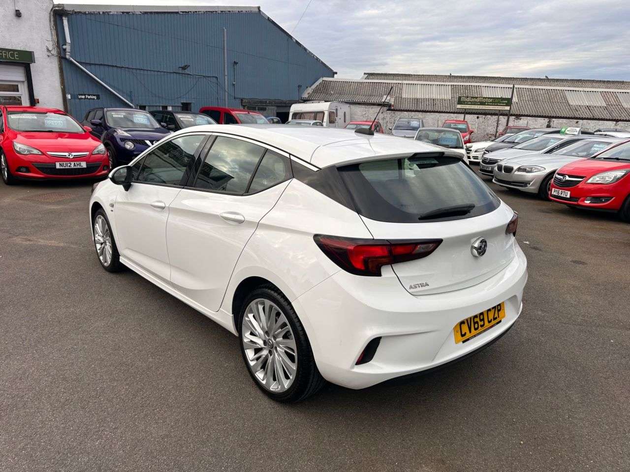 A 2019 VAUXHALL ASTRA 1.4i Turbo SRi VX Line Nav Hatchback 5dr Petrol Manual Euro 6 (s/s) (150 ps A 2019 VAUXHALL ASTRA 1.4i Turbo SRi VX Line Nav Hatchback 5dr Petrol Manual Euro 6 (s/s) (150 ps