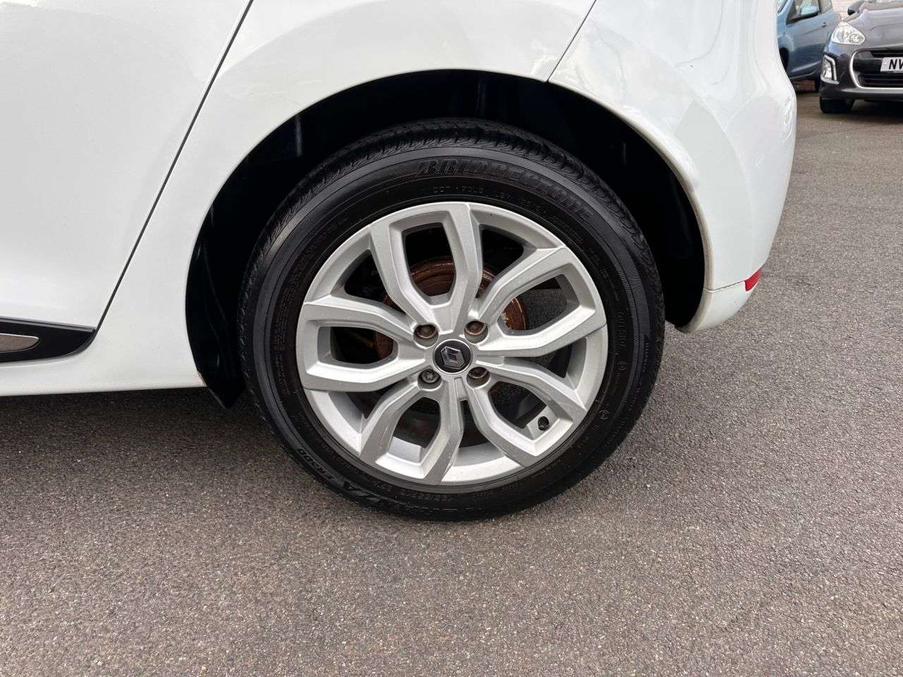 2017 RENAULT CLIO 2017 RENAULT CLIO