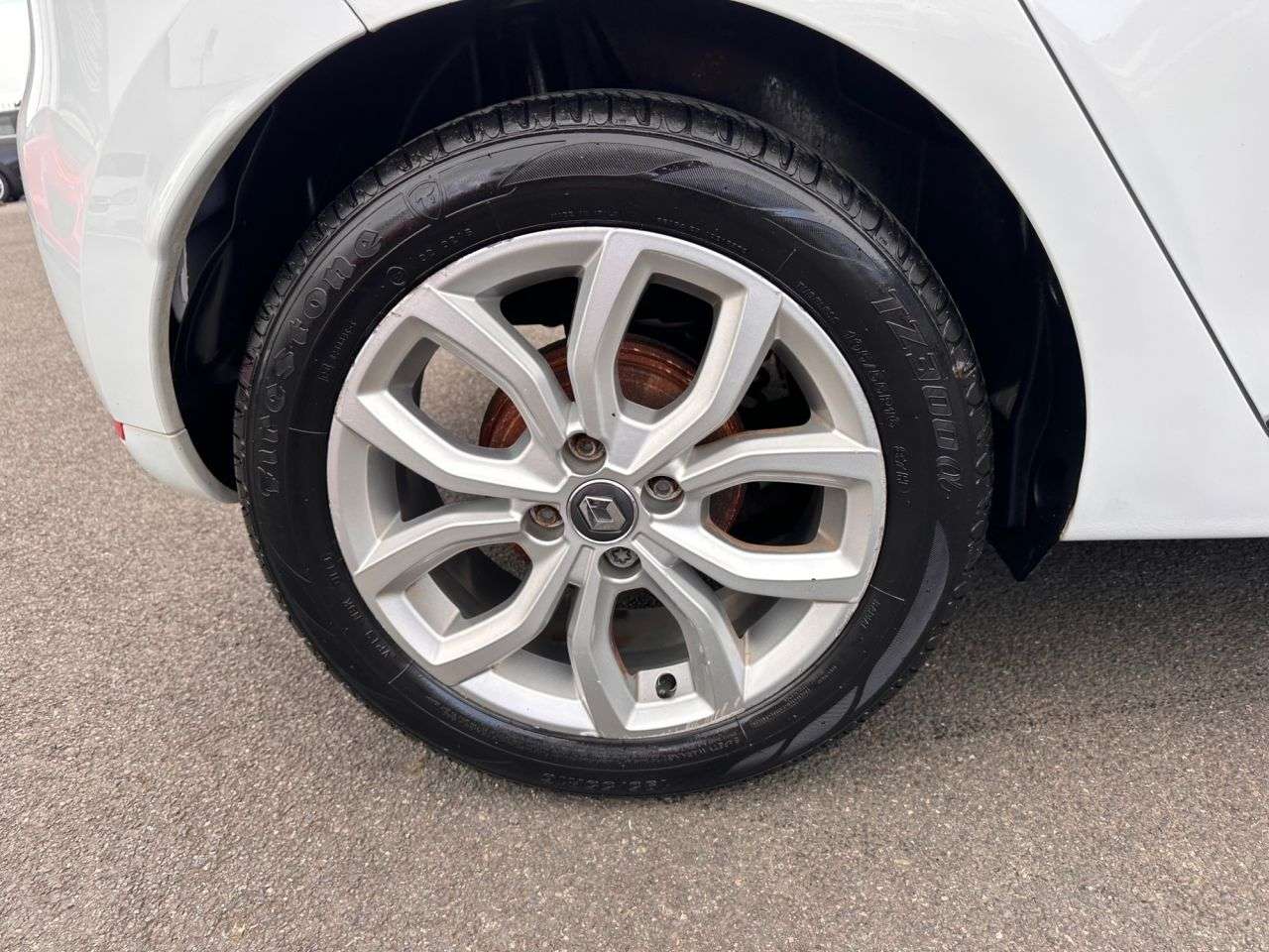 2017 RENAULT CLIO 2017 RENAULT CLIO