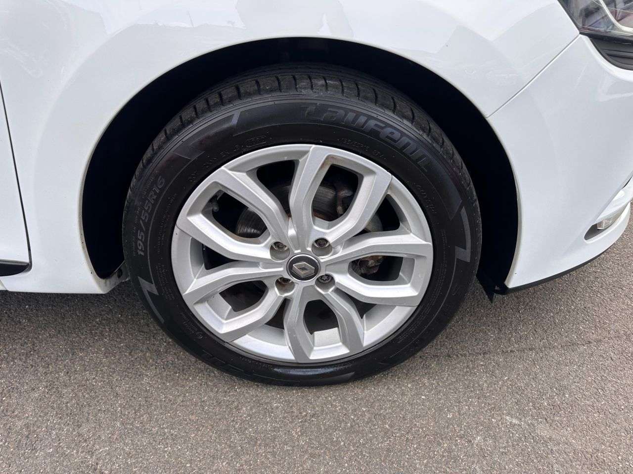 2017 RENAULT CLIO 2017 RENAULT CLIO