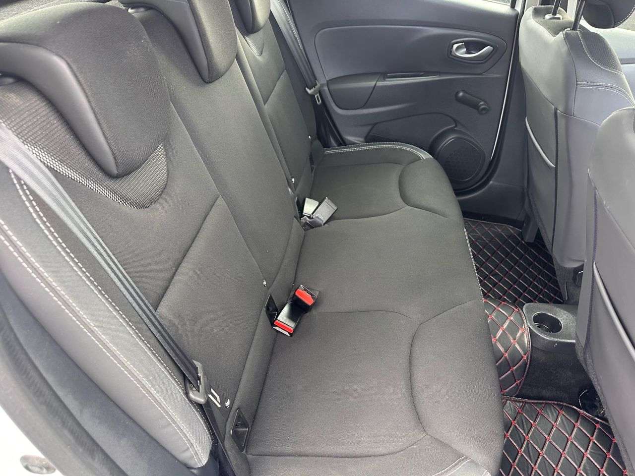 2017 RENAULT CLIO 2017 RENAULT CLIO