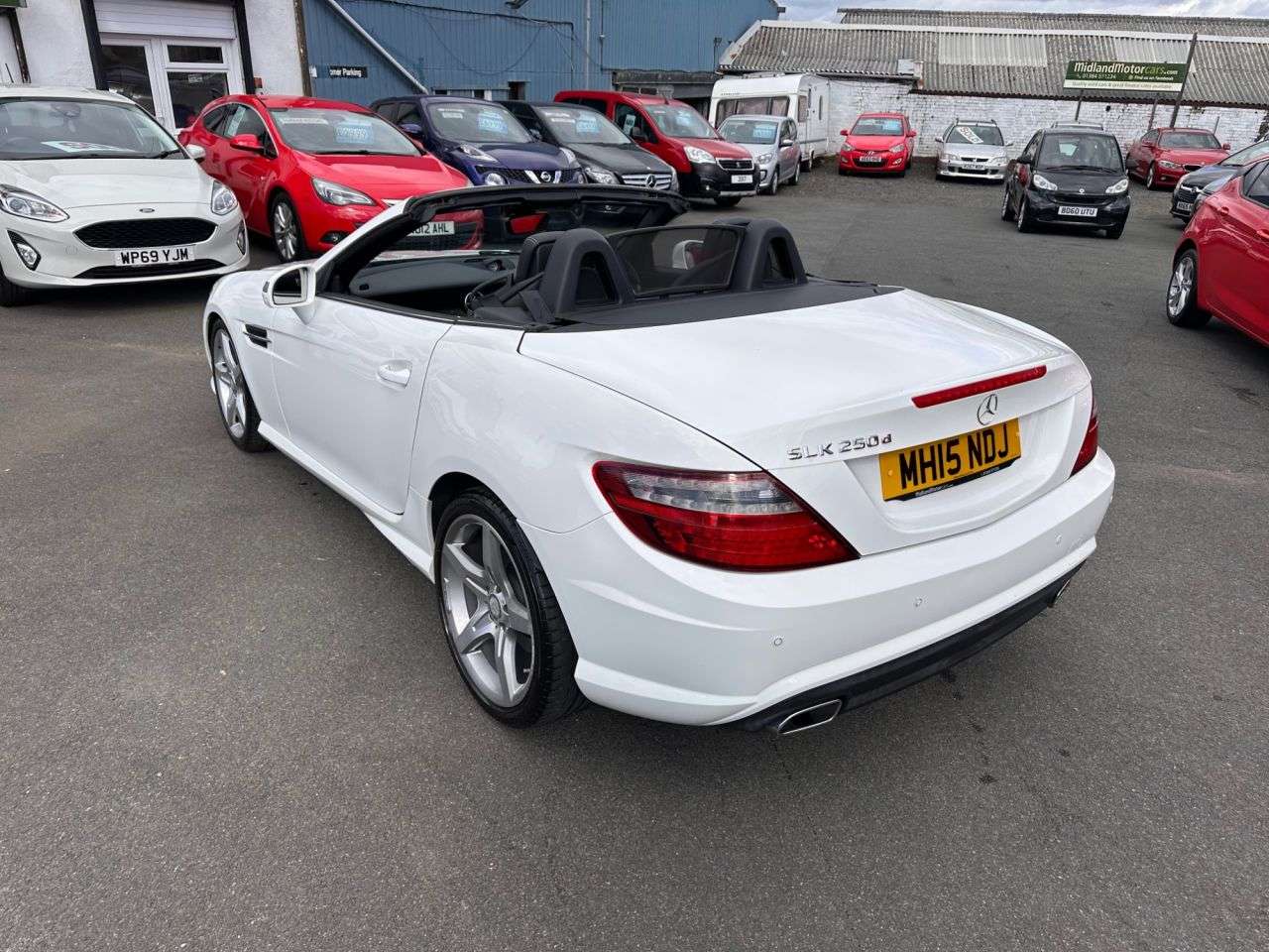 A 2015 MERCEDES-BENZ SLK 2.1 SLK250d AMG Sport Convertible 2dr Diesel G-Tronic Euro 6 (s/s) (204 ps) A 2015 MERCEDES-BENZ SLK 2.1 SLK250d AMG Sport Convertible 2dr Diesel G-Tronic Euro 6 (s/s) (204 ps)