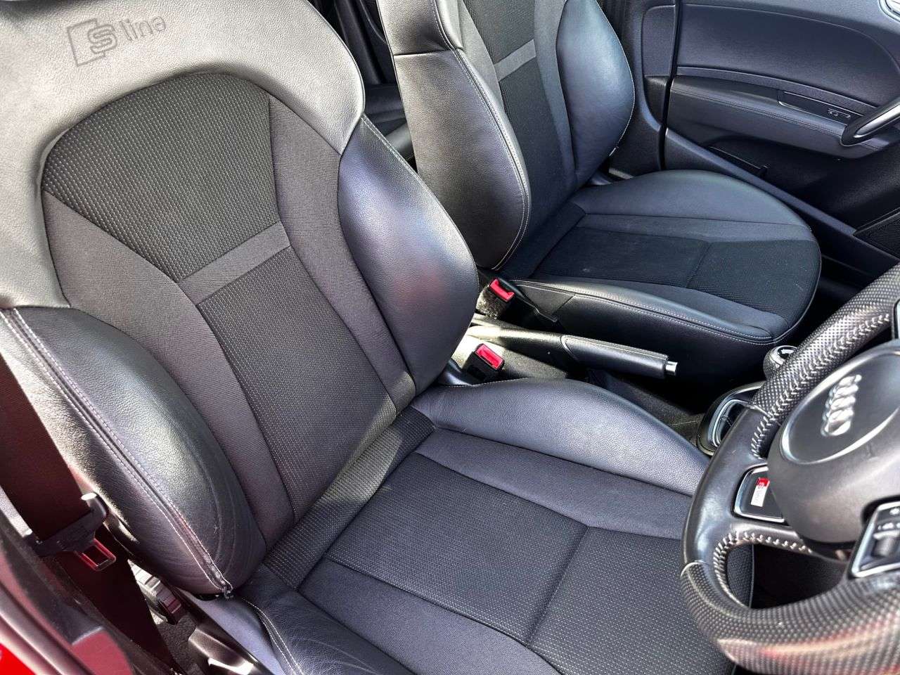 2015 AUDI A1 2015 AUDI A1