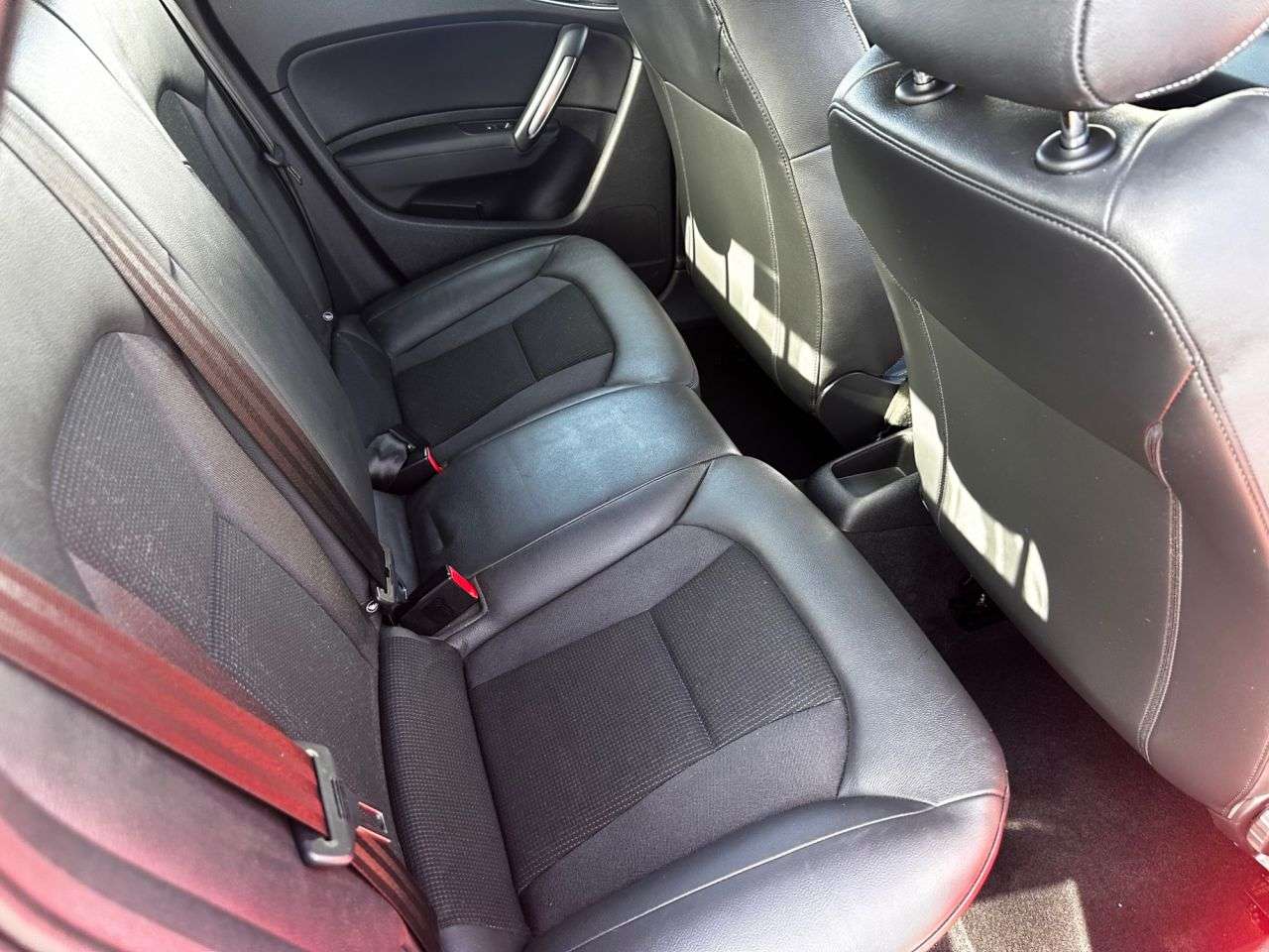 2015 AUDI A1 2015 AUDI A1