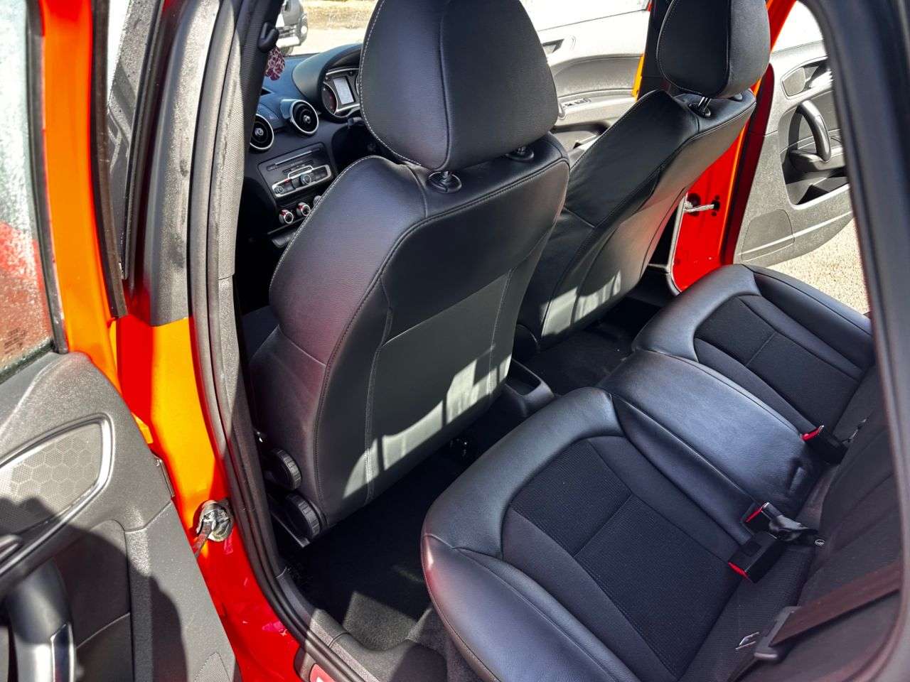 2015 AUDI A1 2015 AUDI A1
