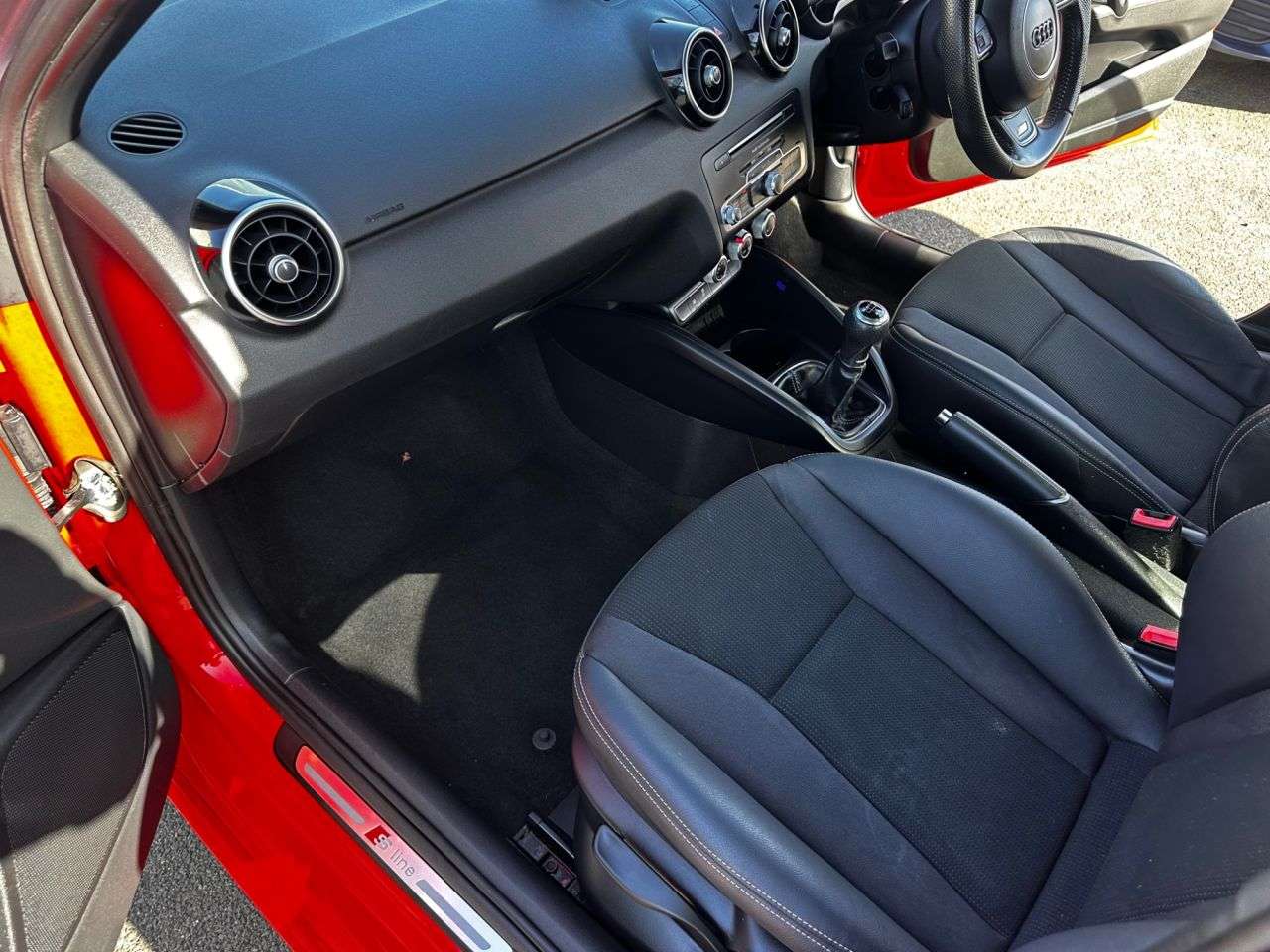 2015 AUDI A1 2015 AUDI A1