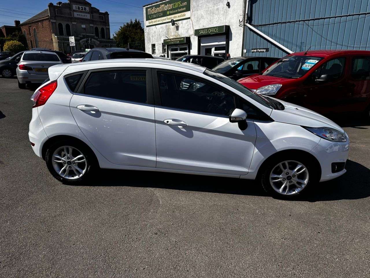 A 2015 FORD FIESTA 1.25 Zetec Hatchback 5dr Petrol Manual Euro 6 (82 ps) BLUETOOTH-ALLOY WHEEL A 2015 FORD FIESTA 1.25 Zetec Hatchback 5dr Petrol Manual Euro 6 (82 ps) BLUETOOTH-ALLOY WHEEL