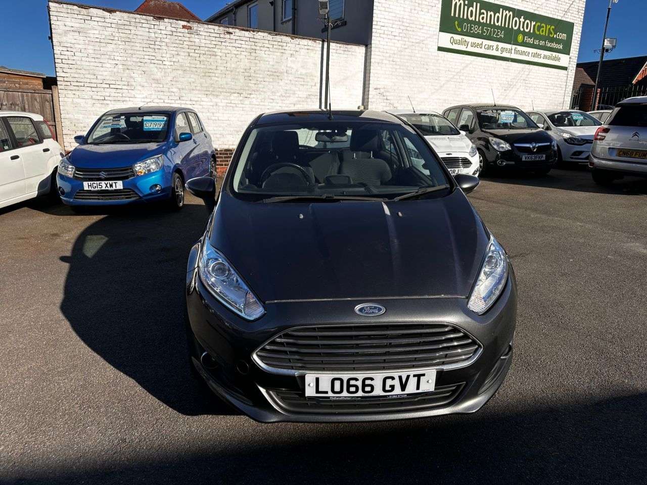 A 2016 FORD FIESTA 1.25 Zetec Hatchback 5dr Petrol Manual Euro 6 (82 ps) SAT NAV-DAB-1 FORMER A 2016 FORD FIESTA 1.25 Zetec Hatchback 5dr Petrol Manual Euro 6 (82 ps) SAT NAV-DAB-1 FORMER