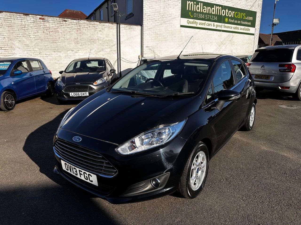 A 2013 FORD FIESTA 1.6 TDCi ECOnetic Zetec Hatchback 5dr Diesel Manual Euro 5 (s/s) (95 ps) 1 A 2013 FORD FIESTA 1.6 TDCi ECOnetic Zetec Hatchback 5dr Diesel Manual Euro 5 (s/s) (95 ps) 1