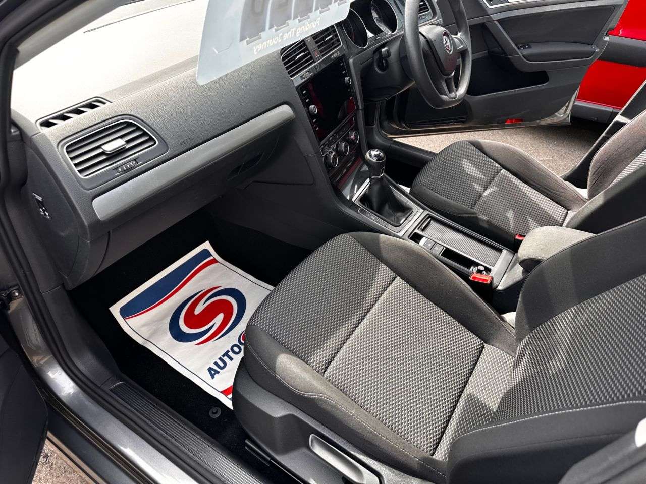 2018 VOLKSWAGEN GOLF 2018 VOLKSWAGEN GOLF