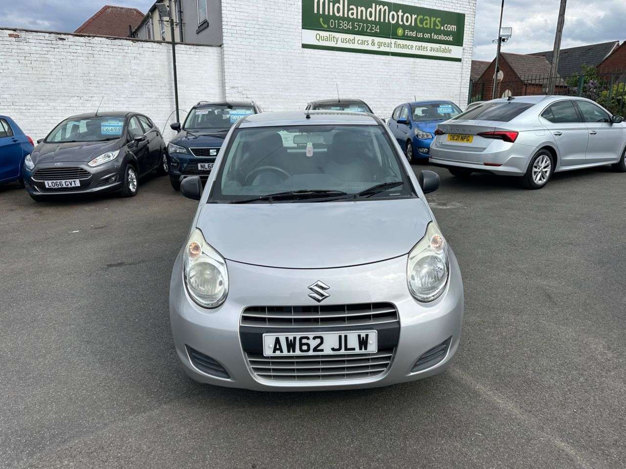 A 2012 SUZUKI ALTO 1.0 12V SZ Hatchback 5dr Petrol Manual Euro 5 (68 ps) 4 NEW TYRES FITTED-SE A 2012 SUZUKI ALTO 1.0 12V SZ Hatchback 5dr Petrol Manual Euro 5 (68 ps) 4 NEW TYRES FITTED-SE