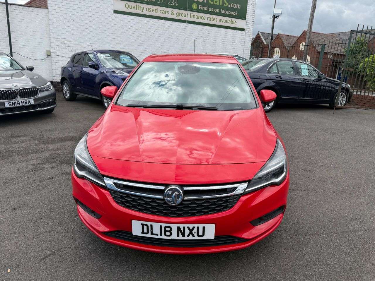 A 2018 VAUXHALL ASTRA 1.4i SRi Hatchback 5dr Petrol Manual Euro 6 (100 ps) ALLOY WHEELS-12 MONTHS A 2018 VAUXHALL ASTRA 1.4i SRi Hatchback 5dr Petrol Manual Euro 6 (100 ps) ALLOY WHEELS-12 MONTHS