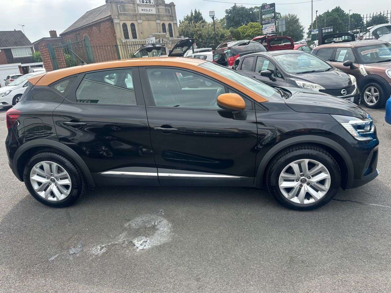 A 2020 RENAULT CAPTUR 1.0 TCe Play SUV 5dr Petrol Manual Euro 6 (s/s) (100 ps) 1 FORMER KEEPER-AP A 2020 RENAULT CAPTUR 1.0 TCe Play SUV 5dr Petrol Manual Euro 6 (s/s) (100 ps) 1 FORMER KEEPER-AP