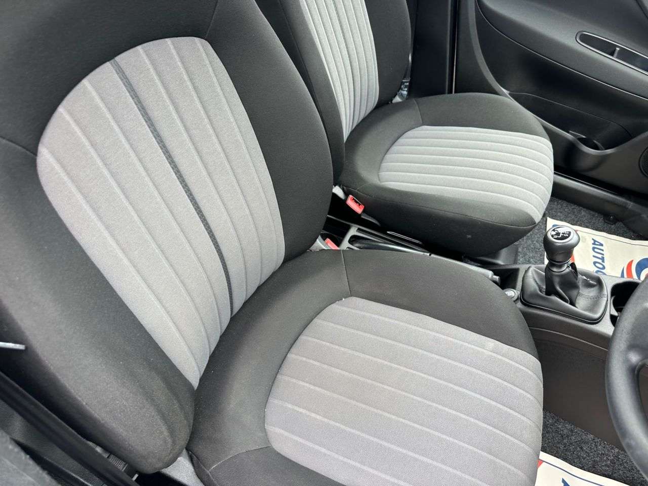 2017 FIAT PUNTO 2017 FIAT PUNTO