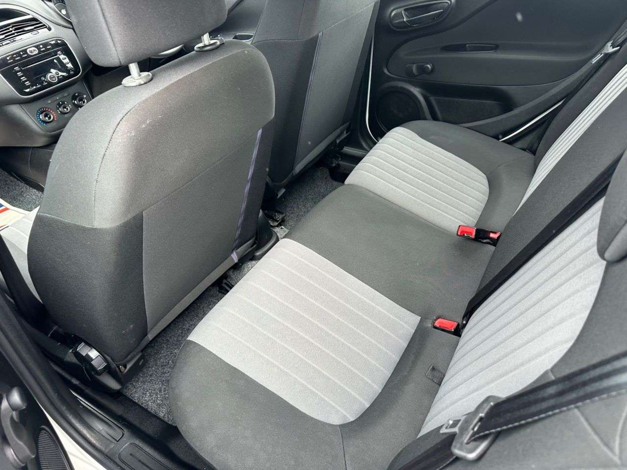 2017 FIAT PUNTO 2017 FIAT PUNTO