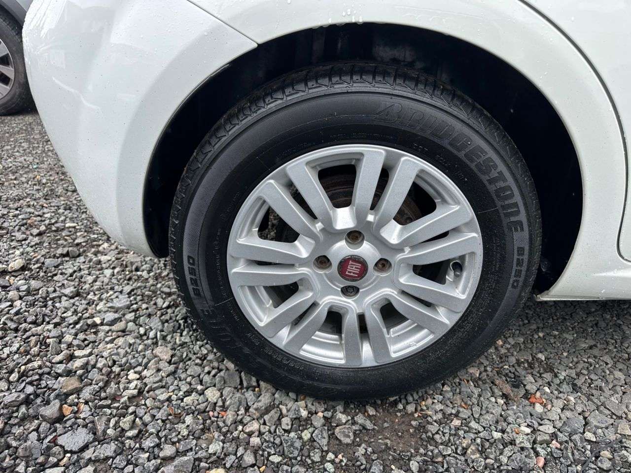 2017 FIAT PUNTO 2017 FIAT PUNTO