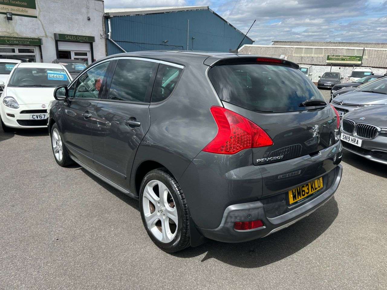 2013 PEUGEOT 3008 2013 PEUGEOT 3008