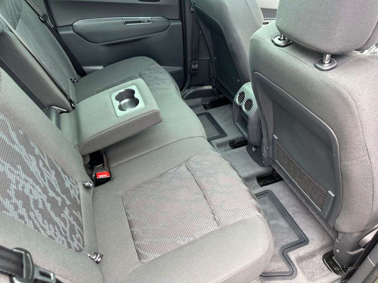 2013 PEUGEOT 3008 2013 PEUGEOT 3008