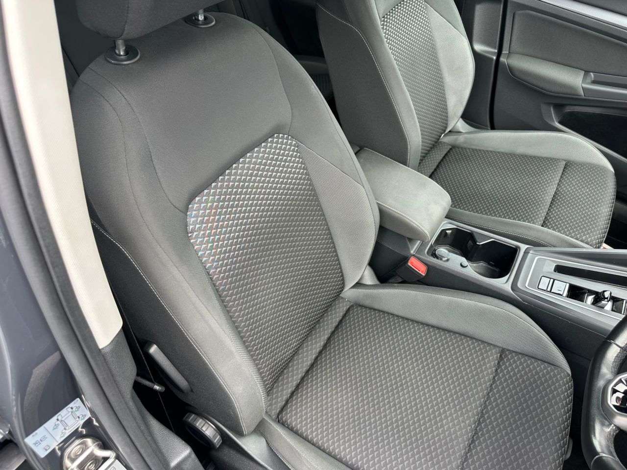 2022 VOLKSWAGEN GOLF 2022 VOLKSWAGEN GOLF