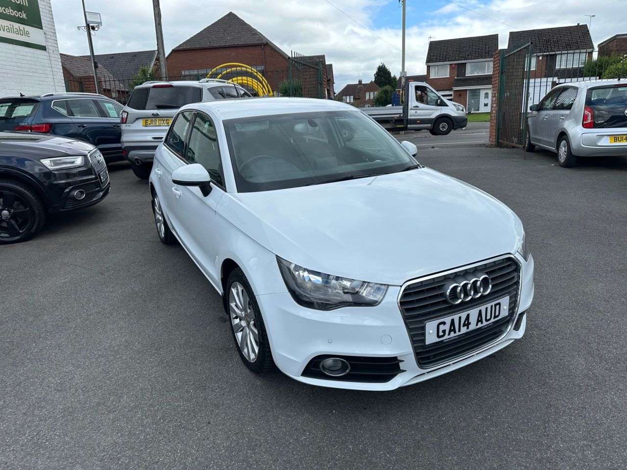 A 2014 AUDI A1 1.4 TFSI CoD Sport Sportback 5dr Petrol S Tronic Euro 5 (s/s) (140 ps) 1 FO A 2014 AUDI A1 1.4 TFSI CoD Sport Sportback 5dr Petrol S Tronic Euro 5 (s/s) (140 ps) 1 FO