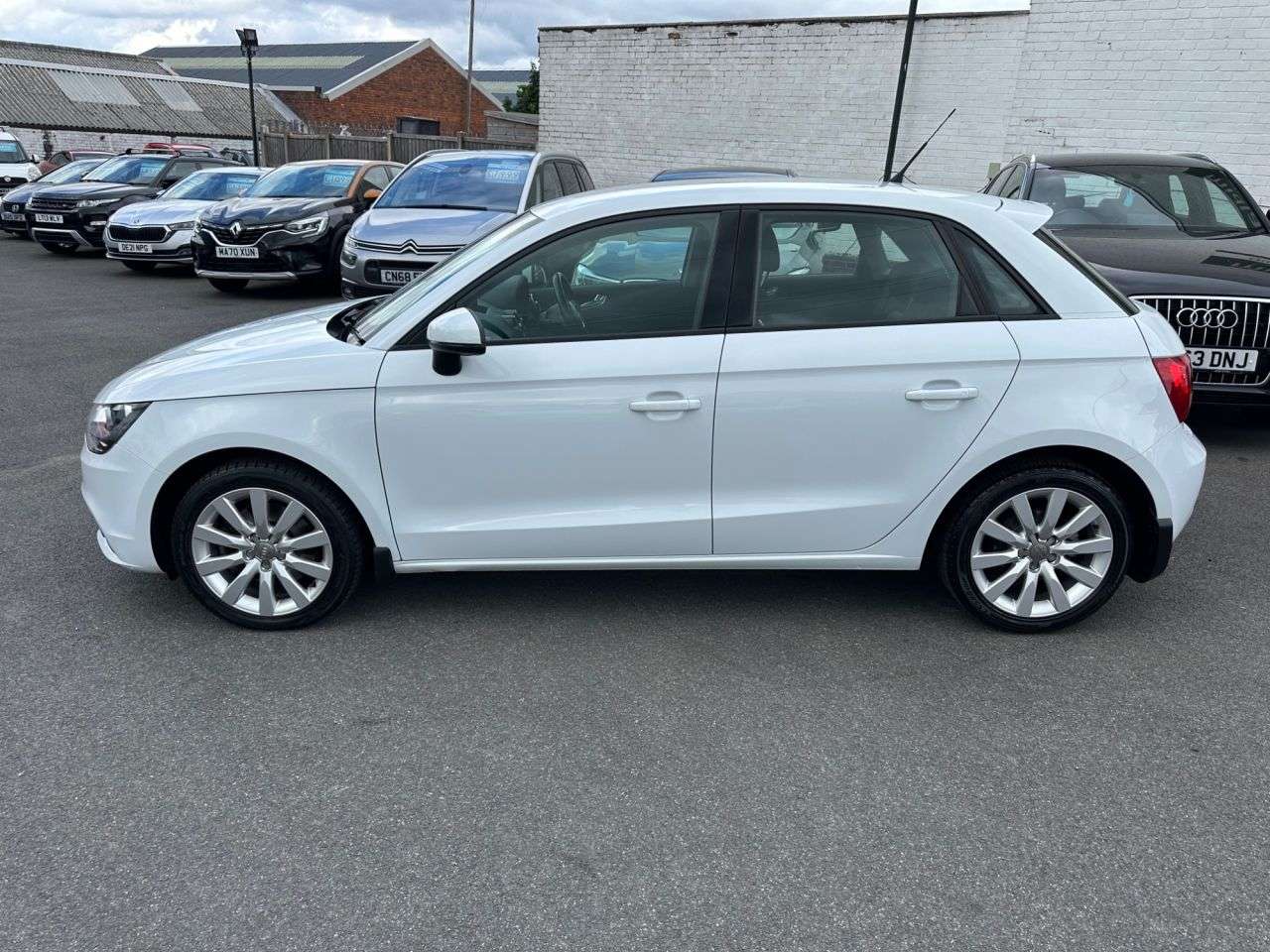A 2014 AUDI A1 1.4 TFSI CoD Sport Sportback 5dr Petrol S Tronic Euro 5 (s/s) (140 ps) 1 FO A 2014 AUDI A1 1.4 TFSI CoD Sport Sportback 5dr Petrol S Tronic Euro 5 (s/s) (140 ps) 1 FO