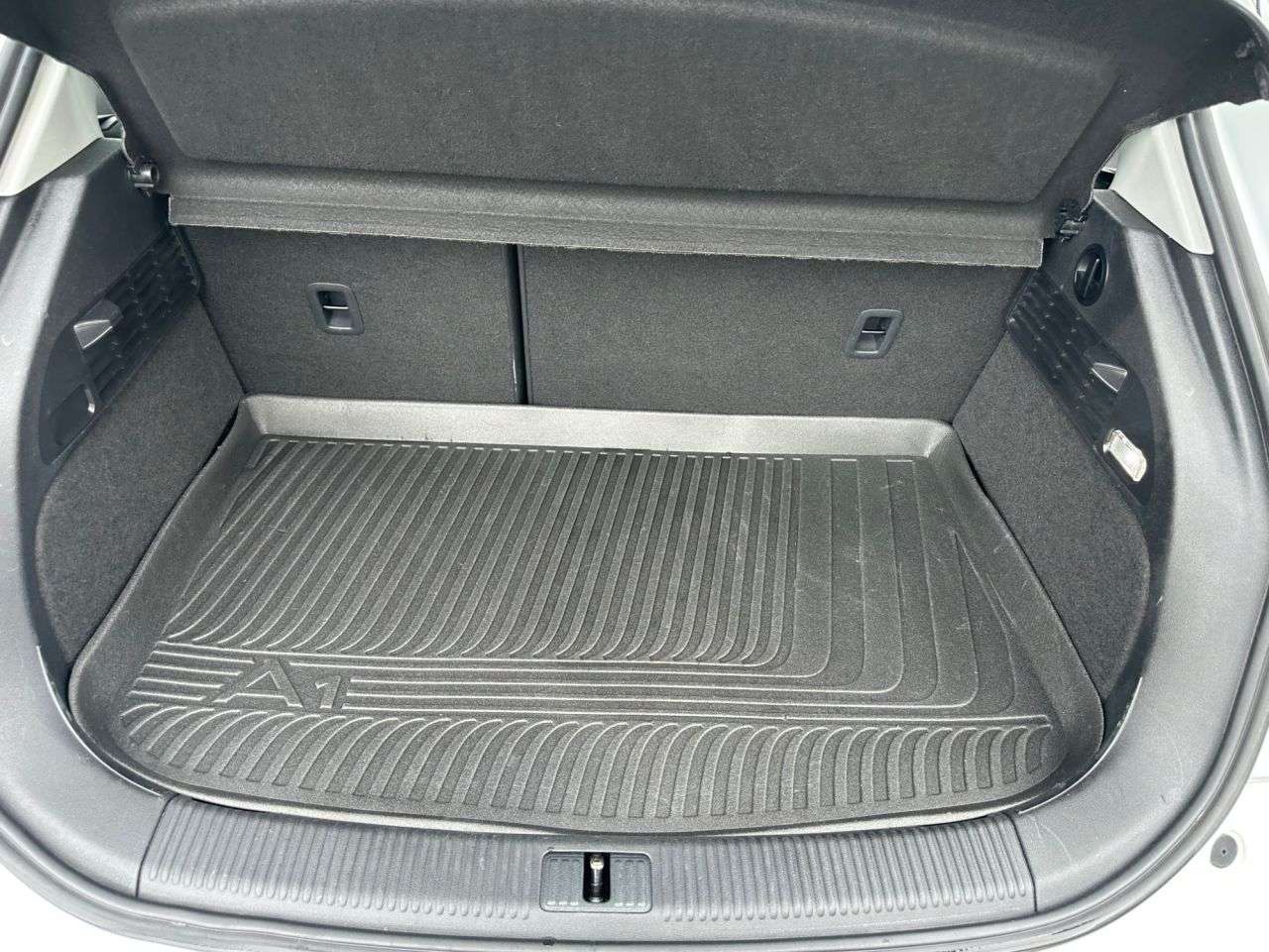 2014 AUDI A1 2014 AUDI A1