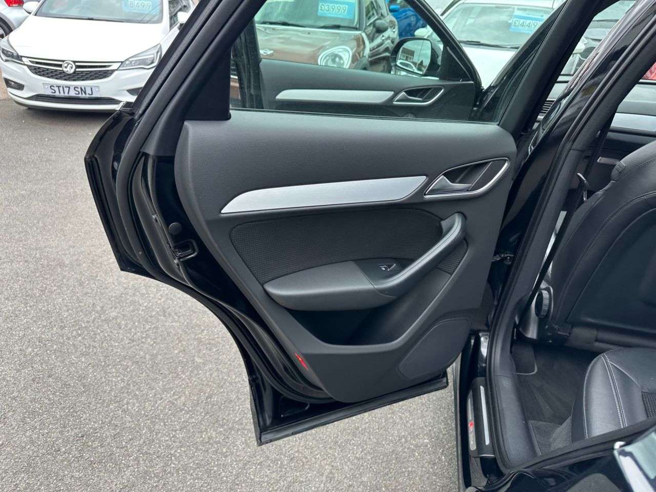 2013 AUDI Q3 2013 AUDI Q3