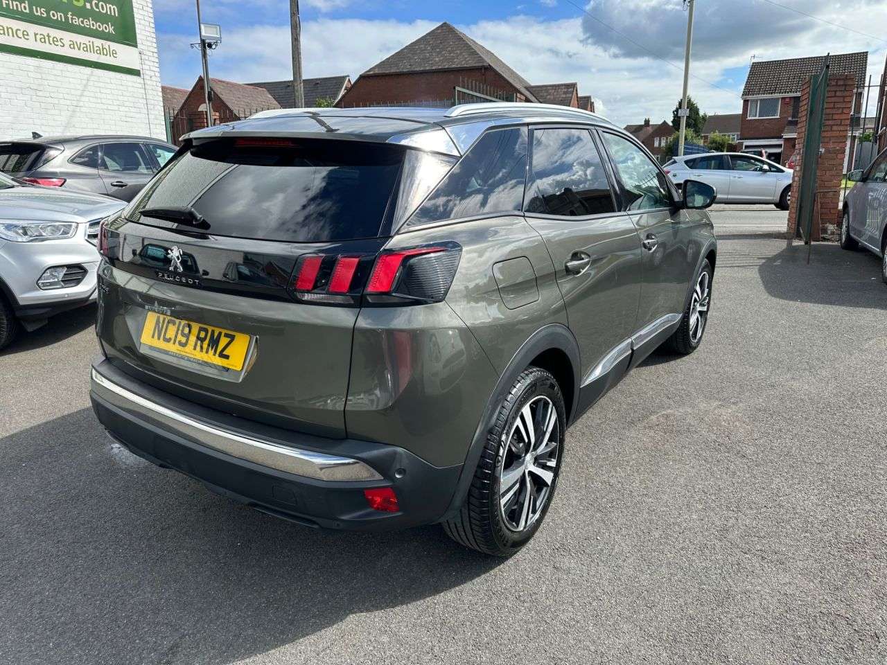 2019 PEUGEOT 3008 2019 PEUGEOT 3008