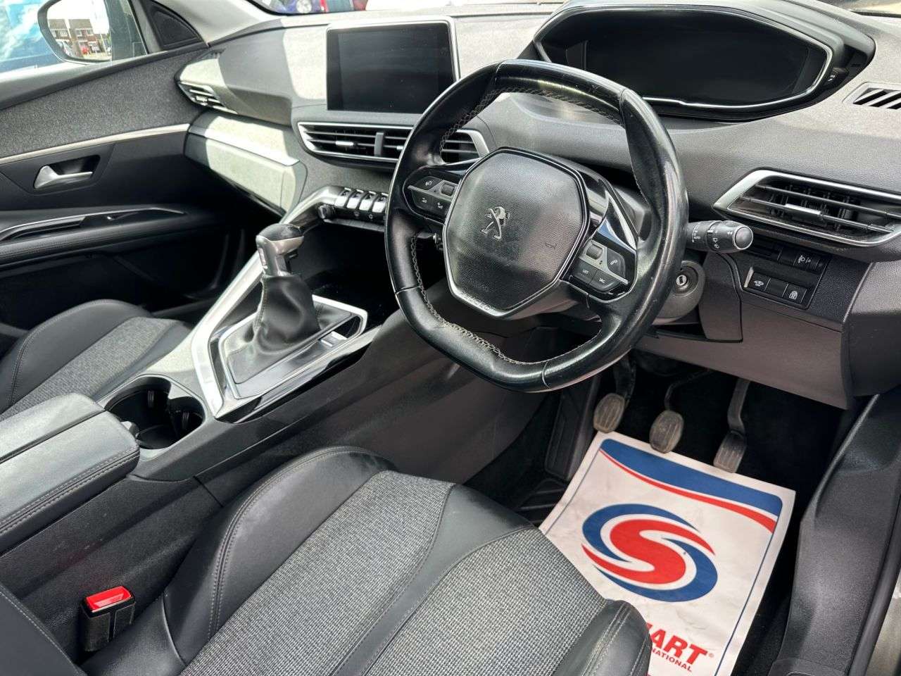 2019 PEUGEOT 3008 2019 PEUGEOT 3008