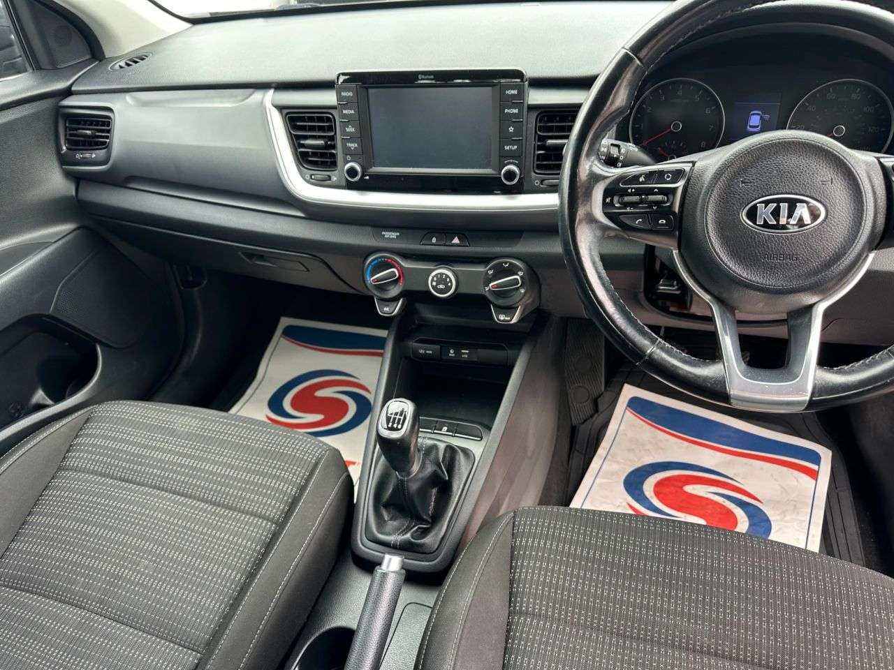 2018 KIA STONIC 2018 KIA STONIC