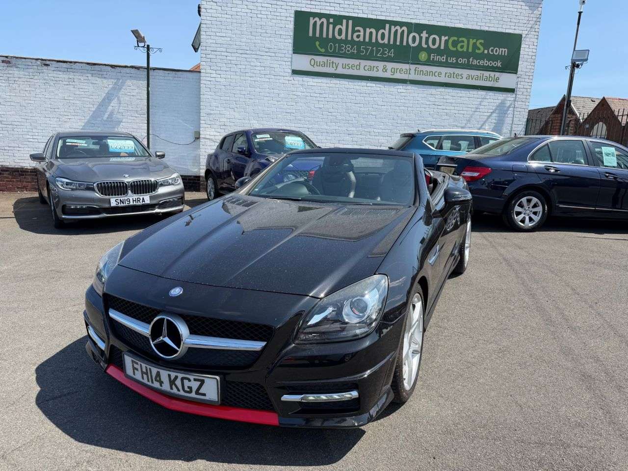A 2014 MERCEDES-BENZ SLK 2.1 SLK250 CDI AMG Sport Convertible 2dr Diesel G-Tronic+ Euro 5 (s/s) (204 A 2014 MERCEDES-BENZ SLK 2.1 SLK250 CDI AMG Sport Convertible 2dr Diesel G-Tronic+ Euro 5 (s/s) (204