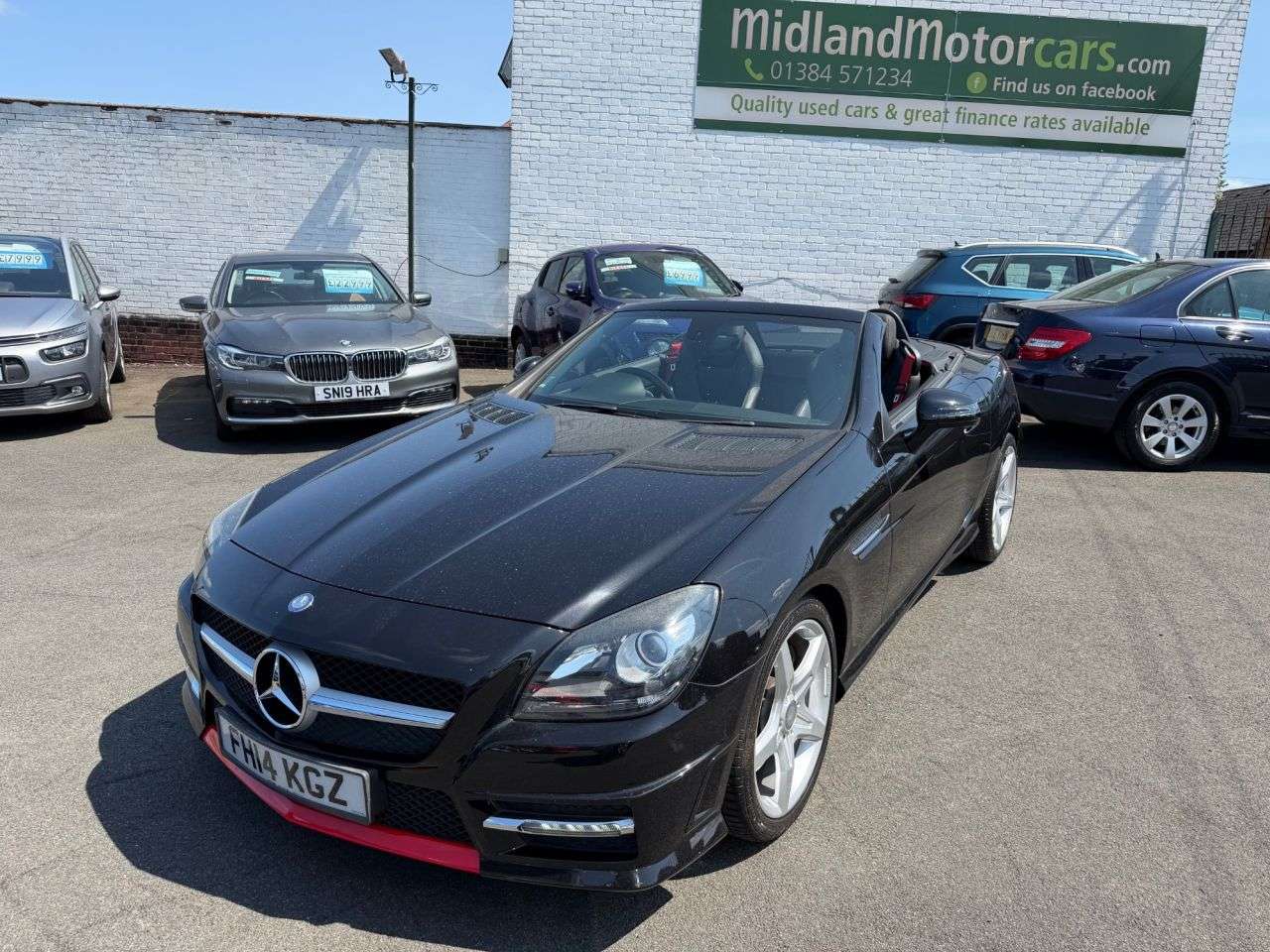 A 2014 MERCEDES-BENZ SLK 2.1 SLK250 CDI AMG Sport Convertible 2dr Diesel G-Tronic+ Euro 5 (s/s) (204 A 2014 MERCEDES-BENZ SLK 2.1 SLK250 CDI AMG Sport Convertible 2dr Diesel G-Tronic+ Euro 5 (s/s) (204