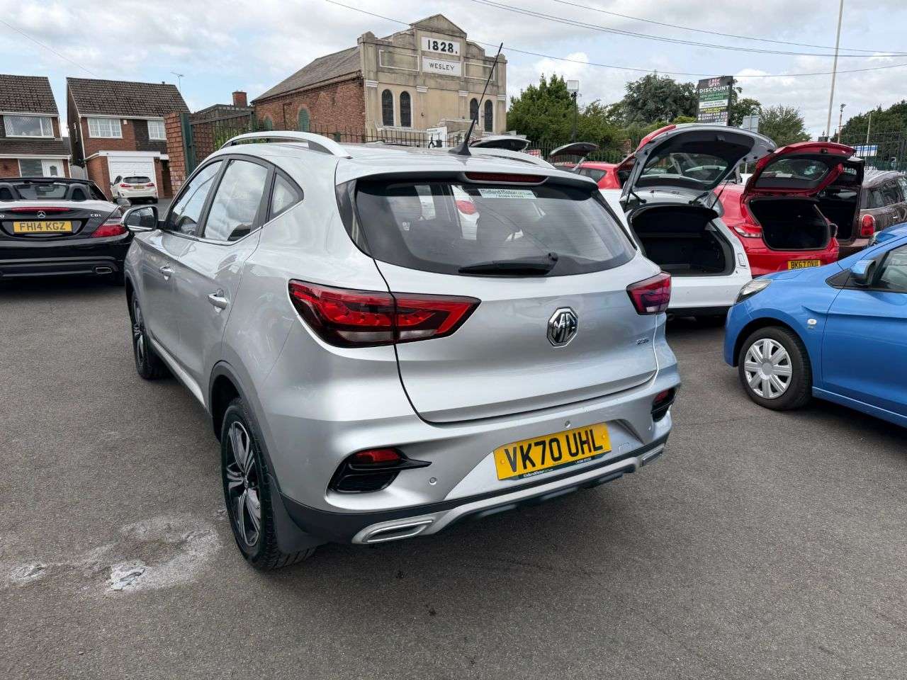 A 2020 MG MG ZS 1.0 T-GDI Excite SUV 5dr Petrol Auto Euro 6 (111 ps) APPLE/ANDROID CAR PLAY A 2020 MG MG ZS 1.0 T-GDI Excite SUV 5dr Petrol Auto Euro 6 (111 ps) APPLE/ANDROID CAR PLAY