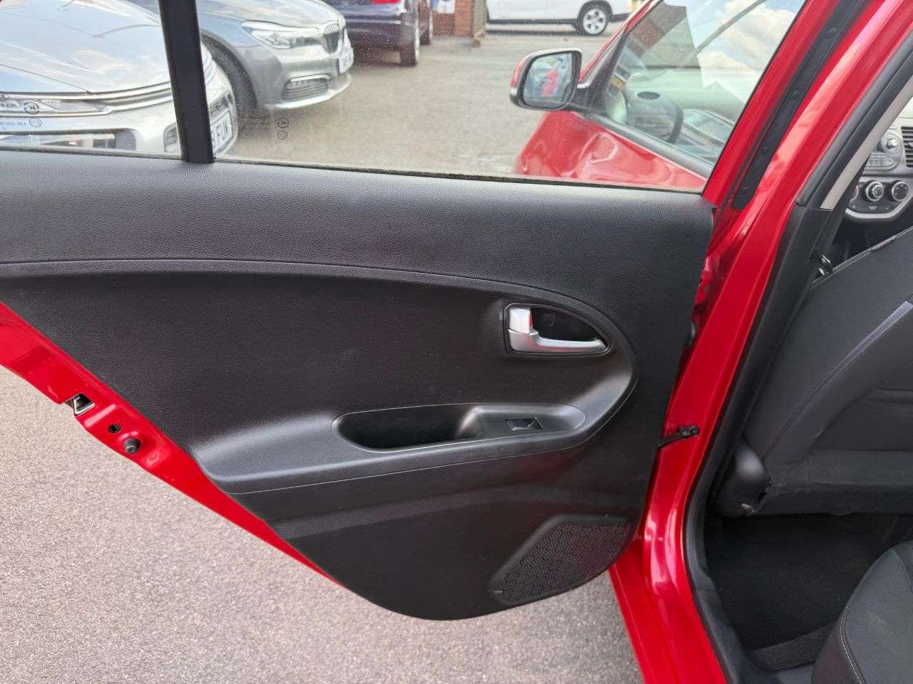 2013 KIA PICANTO 2013 KIA PICANTO