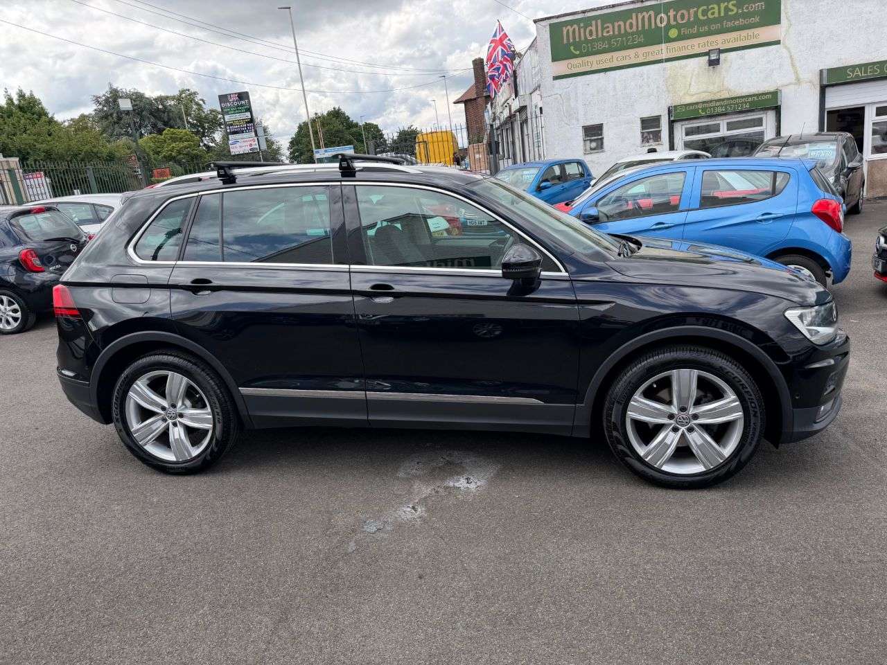 A 2020 VOLKSWAGEN TIGUAN 1.5 TSI EVO Match SUV 5dr Petrol DSG Euro 6 (s/s) (150 ps) REVERSE CAMERA-C A 2020 VOLKSWAGEN TIGUAN 1.5 TSI EVO Match SUV 5dr Petrol DSG Euro 6 (s/s) (150 ps) REVERSE CAMERA-C