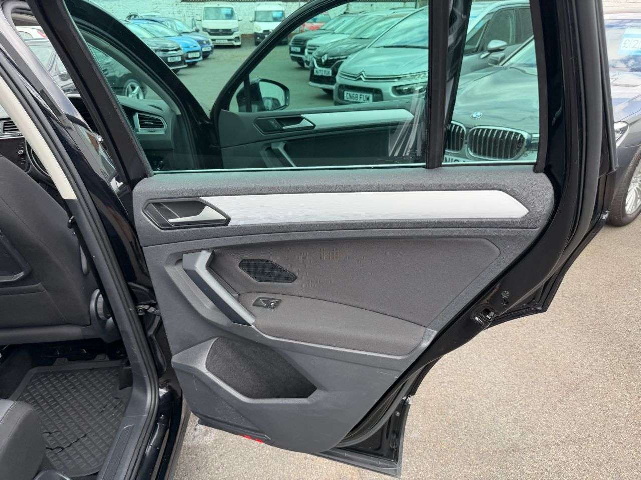 2020 VOLKSWAGEN TIGUAN 2020 VOLKSWAGEN TIGUAN